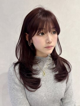 リアン バイ キートス(Lien by kiitos) ワンカールでふわっと可愛いレイヤー×柔らかピンクブラウン