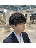 大人映えするシャドウパーマ