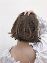 マイティ バイ エイチ(mighty by H)&nbsp;3Dハイライト×ネイビーカラー×フレンチボブ