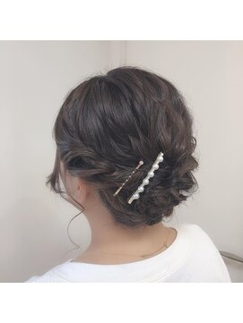 フィー 東川口店(fee) 洋装和装どちらにも合うヘアアレンジ