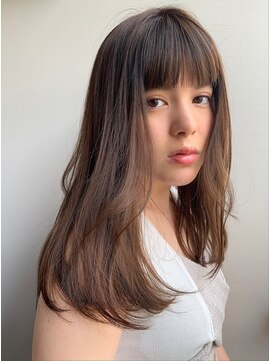 ブラウヘアアンドケア(care) 力の抜けたリラックスロング 透け感カラーで軽さをプラス