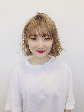 シウ 天王台(shiwu) ミルクティーベージュボブ