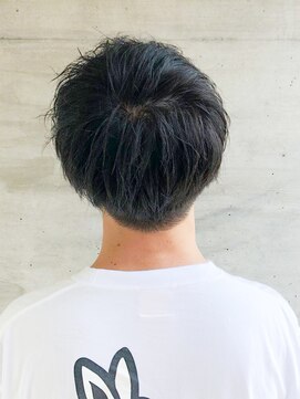 ヘアークリエイ トポライトウィロー 烏丸(Hair Create Polite willow) ソフトビジカジ黒髪ネ―プレスショート