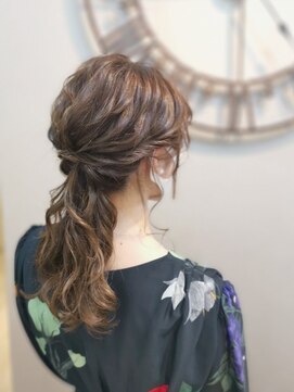 ヘアセットサロン ミント(Hair set salon MINT) ルーズローポニー