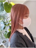 ピンクベージュ
