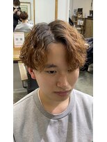 エルオム(EL.HOMME)&nbsp;【RYUYA】センターパート×波巻きスパイラルパーマ