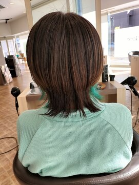 クララ ヒタチナカ(CLALA Hitachinaka) 20代30代40代◎ ボブウルフ/インナーカラー