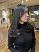 ザック ヴィ(ZACC  vie)&nbsp;レイヤーカット/セミロング/艶カラー/学割U24
