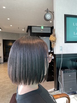 ルナバイルヴェール(LUNA by LeVert) コンパクトボブ　ぱつっとボブ　oggi otto トリートメント