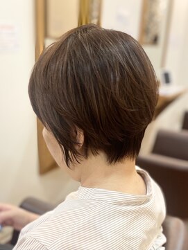 フリージア(freesia) 30代40代50代/ショートボブ/艶ボブ/大人ショート