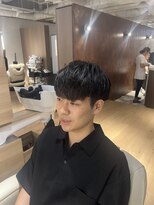 ウノプリールヴァモス(unopulir Vamos) 大人メンズカット黒髪刈り上げマッシュ