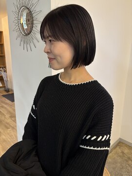 ヌイ(nui) [佐賀/ボブ/切りっぱなしボブ/艶髪/暗めカラー]