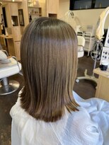 ネスト(nest) ミディアム外ハネ