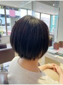 ショートボブ