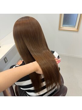リタ(rita) ブラウンカラー 髪質改善カラー