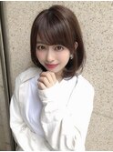 ミディアムボブ　小顔ヘア　前髪カット