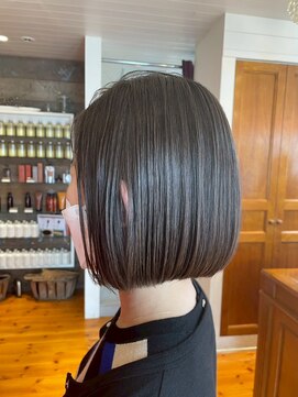 DAMANI 表参道 髪質改善/ヘッドスパ/ハイライト/白髪染め/白髪ぼかし/縮毛矯正 似合わせカット/ミディアムレイヤーカット[表参道駅]