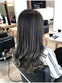 ダークアッシュ×立体感あるハイライトhairmakeaddict町田有理佳