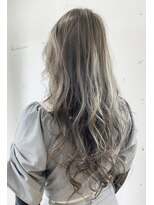 ヘアーワークス ヘルム 渋谷店(HAIR WORKS HELM)&nbsp;ハイライトカラー　ミルクティー ベージュ