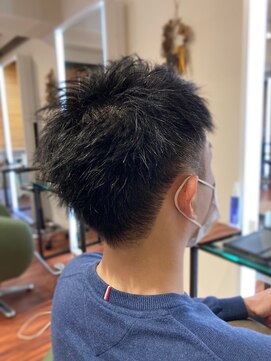 リリ(Re:Re:) 爽やかツーブロック