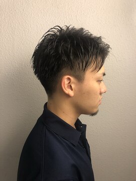 プレミアムバーバー 銀座店(PREMIUM BARBER produce by HIRO GINZA) ツーブロックショートスタイル