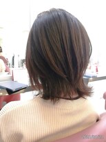 20代30代40代大人かわいい 小顔 外ハネ ウルフ　ボブ　くびれ