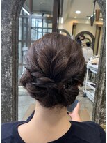 スタジオドーム(studio DOmE)&nbsp;結婚式のアップスタイル/ギブソンタック/カール/結婚式/二次会