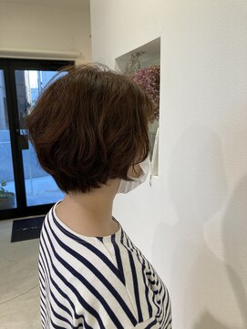 ムニノ(munino) ふんわりショートボブ