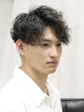 ヨシザワインク プレミアム 横浜 桜木町店(YOSHIZAWA Inc. PREMIUM) ツイストスパイラルパーマツーブロックセンターパート前下がり