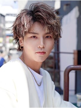 クオル 立川(QOL) ハイライトパーマウルフ/メンズカット/波巻きパーマ