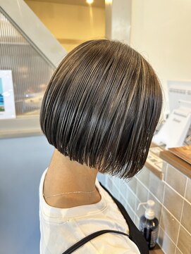 ワンダービューティー オヤマ(WonderBeauty OYAMA) ノブ×ボブ【円】