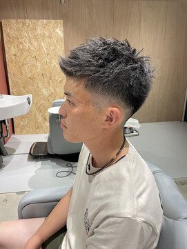 エメン(EMEN) フェードベリショ 担当土井