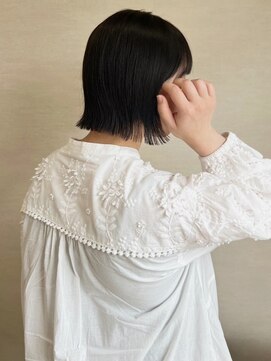 トナリ(tonari) 切りっぱなしボブ 外ハネボブ 黒髪/暗髪【鹿児島中央】