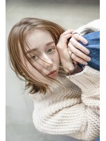 ケアリー 大日(Carelly)&nbsp;パッツン×ウルフレイヤーセミディベージュブラウン