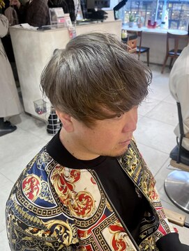 キャンバス バイ ネオリーブ 横浜西口(Canvas by neo.) メンズハイトーン ブリーチ シルバー 横浜