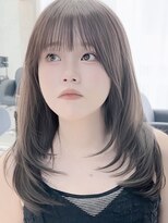 ジィルム(XELM)&nbsp;ハイライトカラーミルクティーベージュレイヤーカット