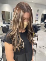 キング 高槻(K!ng) 縮毛矯正髪質改善ハイライトレイヤーカット枚方美容室エクステ