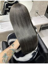 髪屋 紬 【Sera】オリーブグレージュ/ブリーチ/ダブルカラー/髪質改善