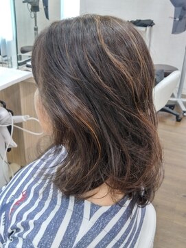 ヘアアンドビューティ ガーデン ベルモール店(HAIR AND BEAUTY GARDEN) 宇都宮ショートボブレイヤーボブイルミナ白髪ぼかしハイライト