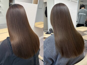 フルリール(fleurir)の写真/髪の内部から潤いを補給し、ダメージを最小限に抑えます◎圧倒的な指通りと艶を実感！【甲子園口】