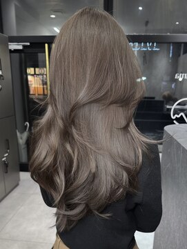 マウナケア(Maunacare) 黒髪/ボブウルフカット/グレージュ/小顔/ワンレン/韓国レイヤー