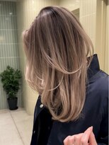 ハーパーズ 渋谷(harpers) バタフライレイヤーカットホワイトベージュバレイヤージュ