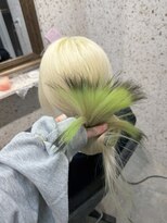 ラニヘアサロン(lani hair salon)&nbsp;ブロンド×ライムグリーン×ブラック/デザインカラー/裾カラー/