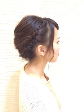 モリオ フロム ロンドン サッポロファクトリー店(morio FROM LONDON) 【morio】夏！編み込みアレンジ