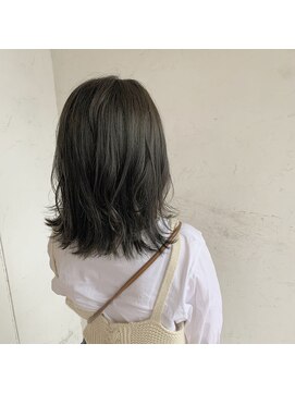 シーラス(cirrus) 【mori担当】オリーブグレージュ20代/30代/40代/50代