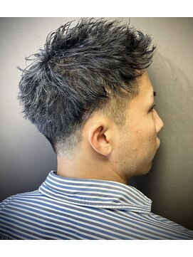 ヒロギンザプレミアムバーバースパ パレスホテル店(HIRO GINZA) ツーブロ/ショート/ビジネス/大手町