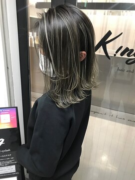 キング 枚方店(K!ng) 【枚方、高槻、梅田】ホワイトハイライト
