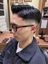 フォーコーナーズ(Four Corners)&nbsp;七三分け/フェード/バーバー/刈り上げ