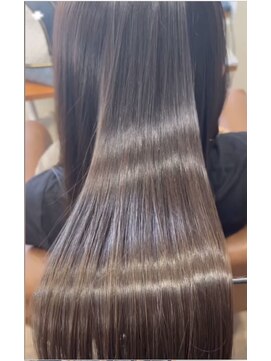 ヘアサロン ライフ(Hair Salon LIFE) カラー＋トリートメント