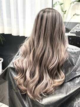 シエラ 心斎橋(CIERA.) イメチェンホワイトブロンドボブヘア前髪レイヤーボブ